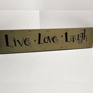 Live laugh love wall decor